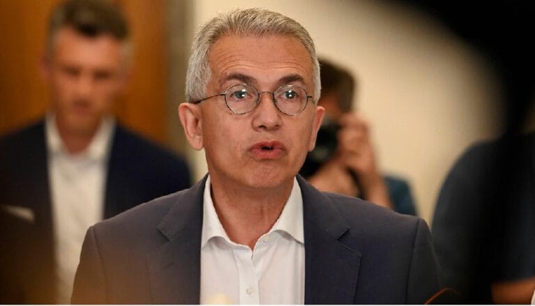 Eski Frankfurt Belediye Başkanı yolsuzluktan para cezası