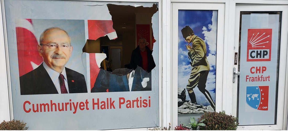 CHP Frankfurt ofisine saldırıya AKP’den kınama