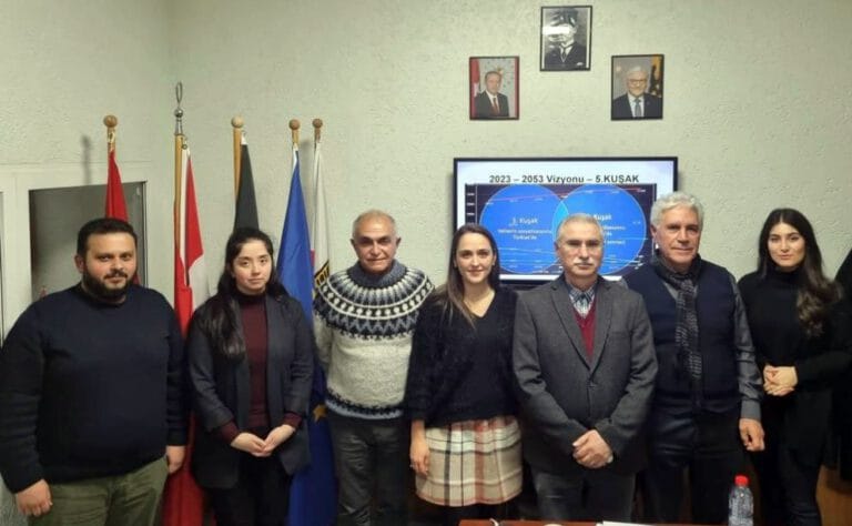 Almanya’da Türkçe ve eğitim için vizyon atılımı