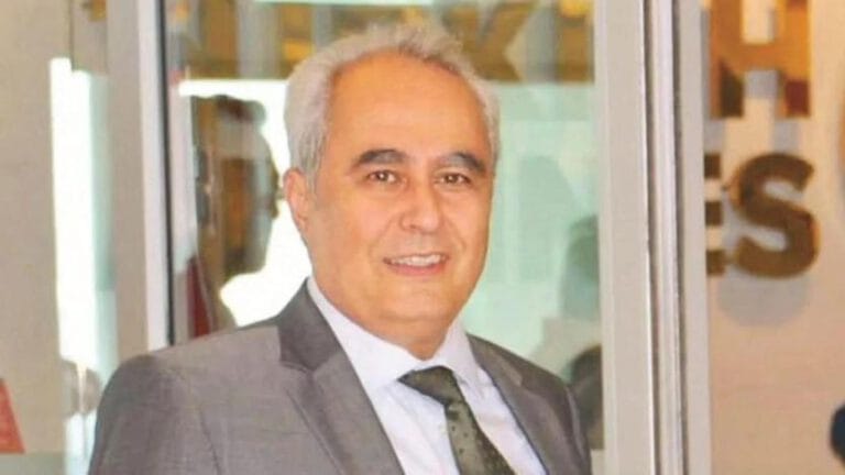 Hamburg eski Başkonsolosu Devrim Öztürk’e 42 gündür ulaşılamadı