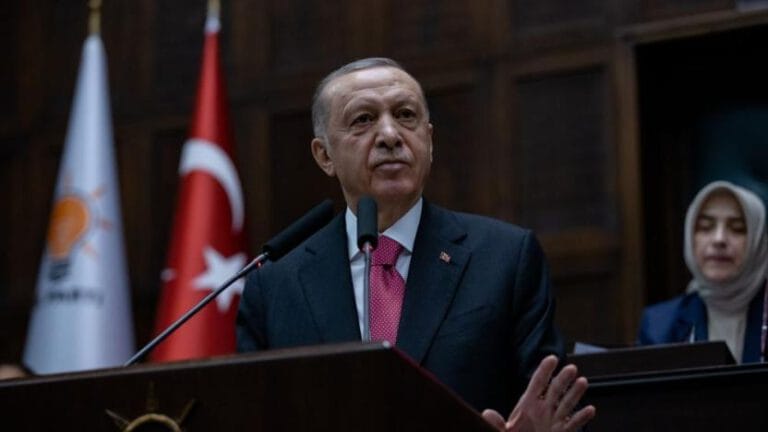 AKP Meclis Grubu: Adayımız Erdoğan