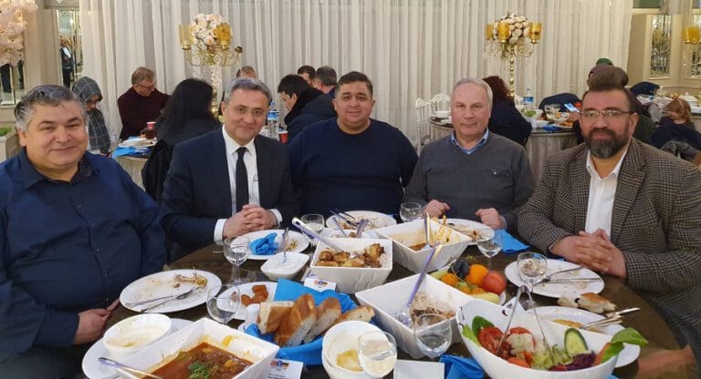 Avrupa Denizli Alaatinliler Birliği’den, ”Hamburg’da iftar yemeği’