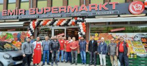 Schenefelder’de Türk Market dualarla açıldı