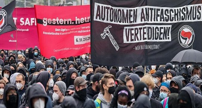 Almanya’da aşırı solun radikalleştiği uyarısı