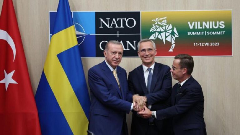 Erdoğan, İsveç’in NATO üyeliğini onaylamayı kabul etti