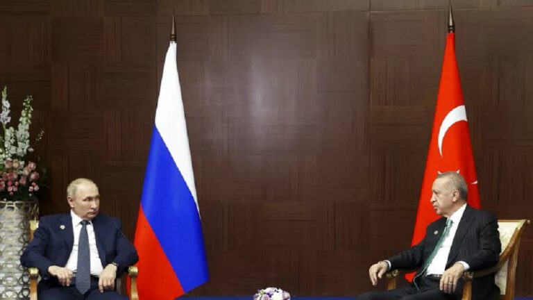 Kremlin: Türkiye Avrupa Birliği’ne girme illüzyonuna kapılmamalı