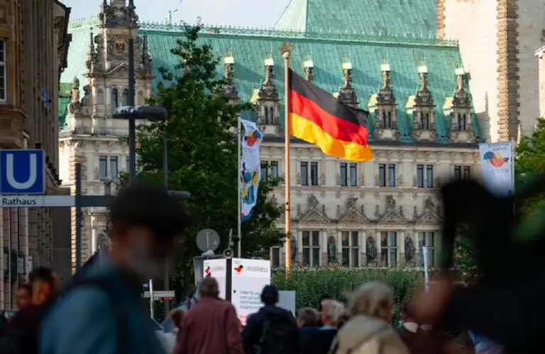 Almanya’da “Birleşme Kutlamaları”na bu yıl Hamburg ev sahipliği yaptı