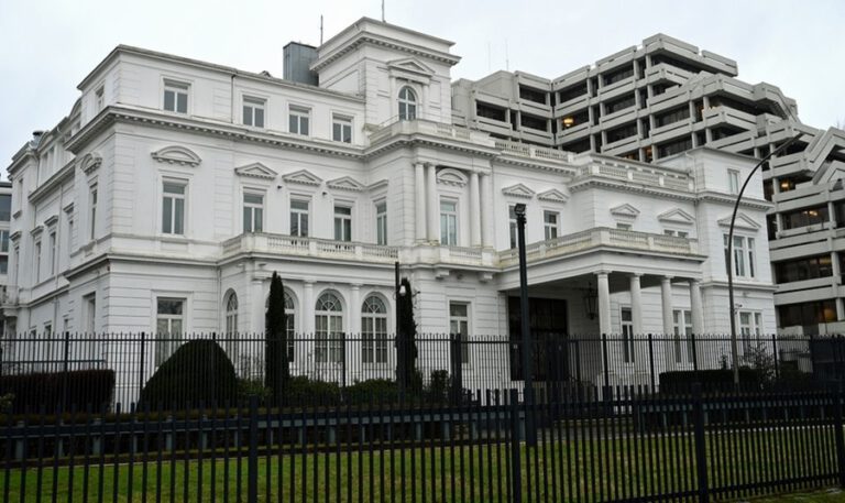 Hamburg’un Alster’daki eski ABD konsolosluğu otel oluyor