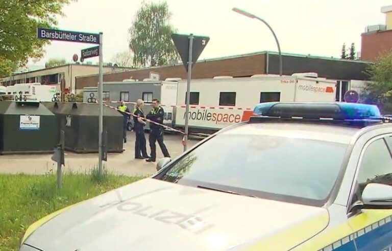Hamburg-Jenfeld’de açılan ateş sonucu iki kişi yaralandı