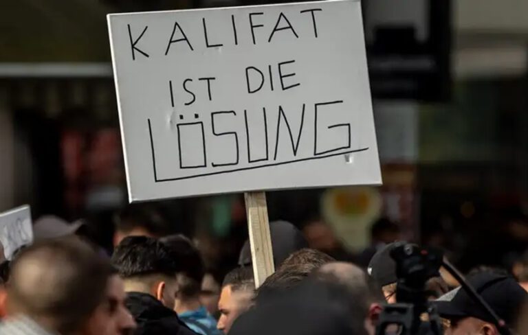 Muslim Interaktiv bu kez hilafet çağrısı yapamayacak: Polisten, gösteriye koşullu izin