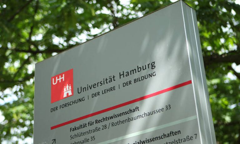 Hamburg Üniversitesine baskı