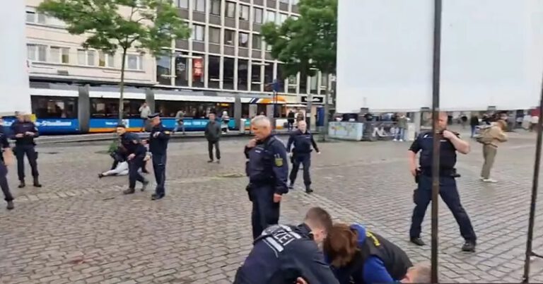 Mannheim kentinde bıçaklı saldırı: Çok sayıda yaralı