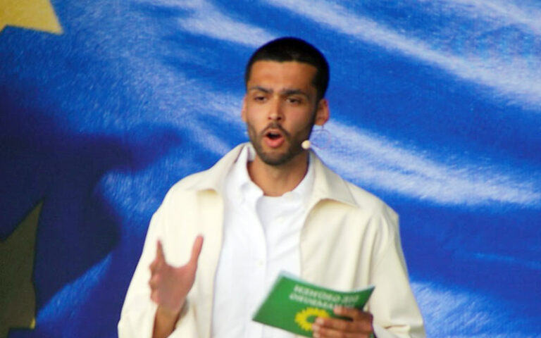 Hamburg’da Kuzey Denizi Zirvesi: Yeşiller’den Federal Hükümete Enerji Politikası Eleştirisi