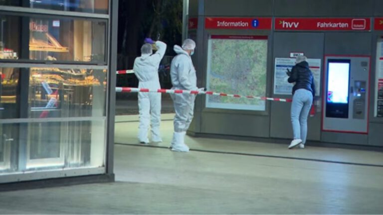 Billstedt’te 29 yaşındaki genç bir grup erkekle tartıştıktan sonra bıçaklanarak öldürüldü