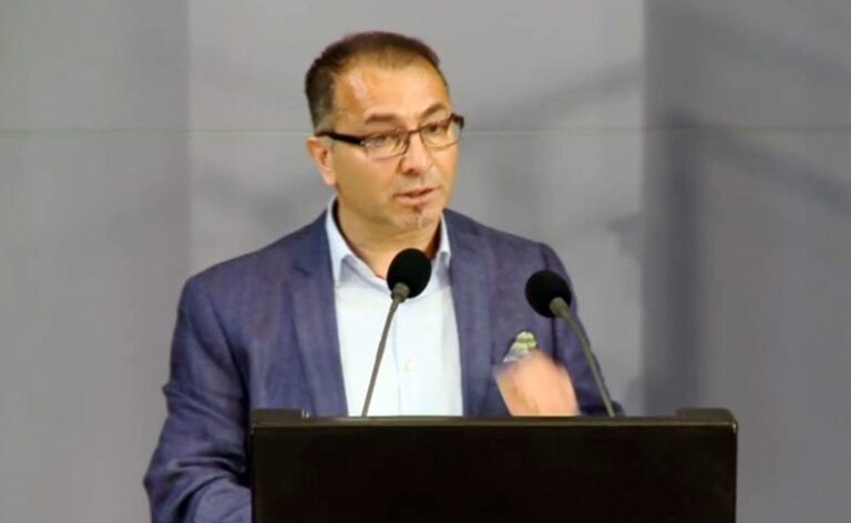 Ali R. Şimşek’ten, ”Üç Ekim Mesajı”