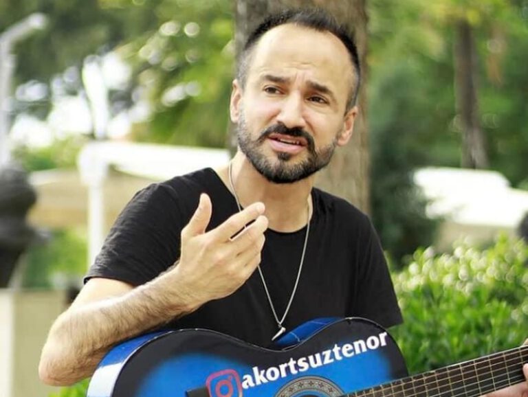 Sanatla Engelleri Aşmış Bir Yürek: Sokak Sanatçısı Uğur Küçük