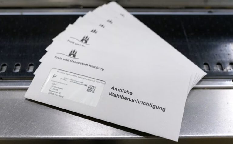 Hata Nedeniyle 145.000 Hamburglu Yeni Seçim Bildirimi alacak