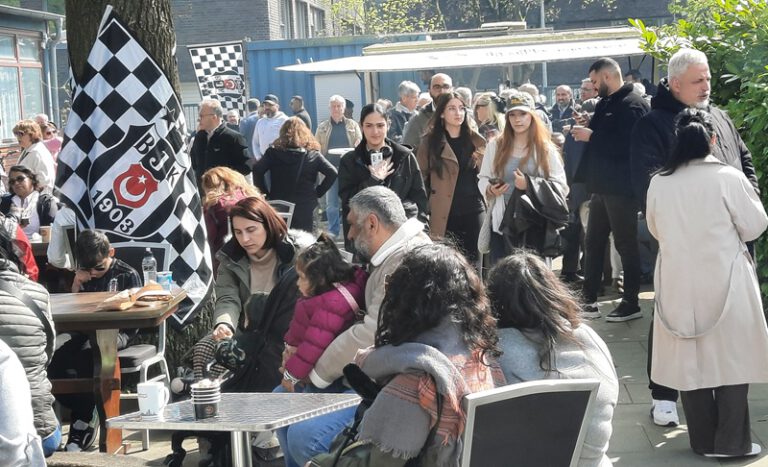 Kuzey Almanya Beşiktaşlılar Derneği’nin Siyah-Beyaz Bahar Şenliği