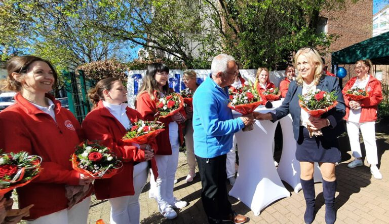 AKA-Arslan Pflegedienst 27. yılını “Açık Kapı Günü” ile kutladı