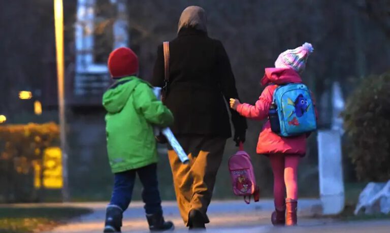 Almanya aile birleşimini zorlaştırıyor