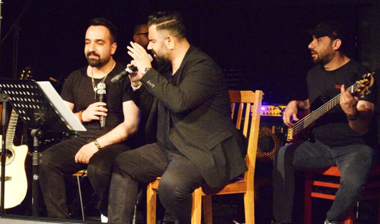Hamburg’da Tiyatro Festivali Coşkusuna Kürtçe ve Türkçe Rock Rüzgârı