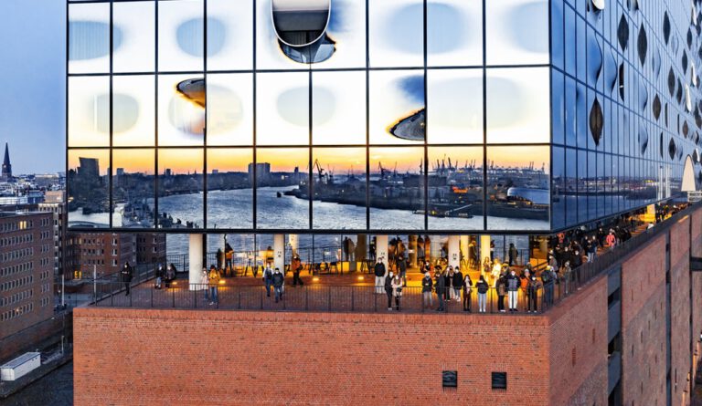 Elbphilharmonie Plaza’ya 5 avroluk giriş ücreti planına Sol Parti’den tepki