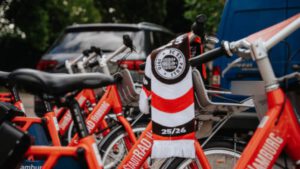 St. Pauli Yine Fark Yarattı: Maç Günlerinde Hamburg’da Şehir Bisikletleri Ücretsiz