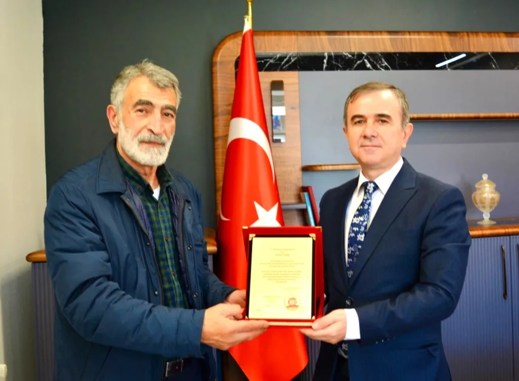 HTBB’den Hamburg Başkonsolosu Berati Alver’e Ziyaret