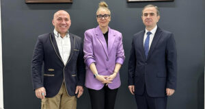 Hamburg Başkonsolosu Berati Alver’e Sosyal Proje Ziyareti