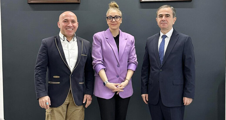 Hamburg Başkonsolosu Berati Alver’e Sosyal Proje Ziyareti