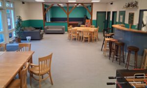 Hamburg’da gençlere yeni buluşma noktası: Altona-Nord Gençlik Kafesi yeniden açıldı