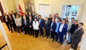 Hamburg Başkonsolosluğu Türk İş İnsanları Derneği İçin İlk Adımı Attı