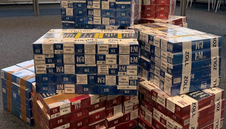 Hamburg Limanı’nda Kaçak Sigara Operasyonu: 60 Bin Adet Sigara Ele Geçirildi