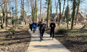 Hamburg Tonndorf’ta Hexenwäldchen Yeniden Açıldı: Şehir İçinde Yeni Yeşil Dinlenme Alanı