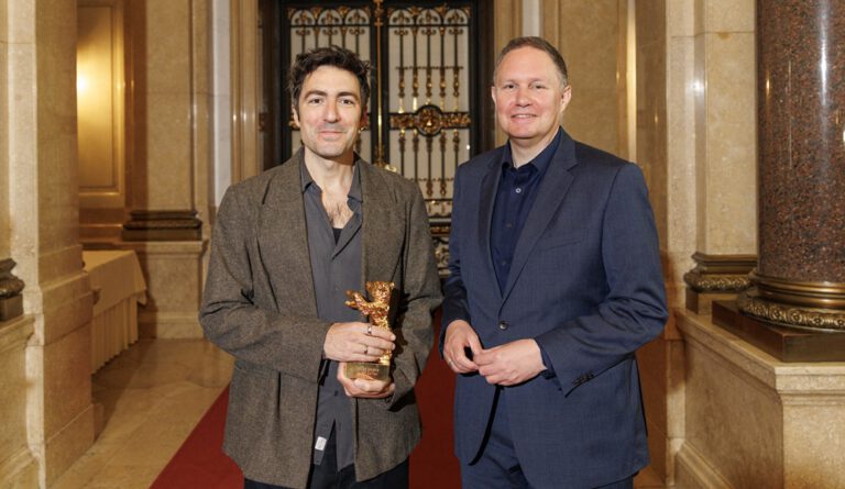 Hamburg Senatosu’ndan Berlinale 2026’da ödül kazanan film ekiplerine onur kahvaltısı