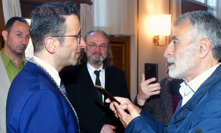 Kiel’de Tarihi Gün: Samet Yılmaz Şehrin İlk Yeşiller Partili Belediye Başkanı Oldu