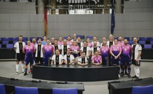 FC Bundestag, Parlamenterler Avrupa Şampiyonası için Lübeck’te sahaya çıkıyor