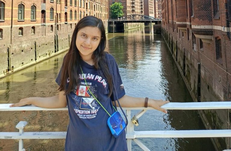 Okul çıkışından sonra kayboldu: Hamburg Polisi 13 yaşındaki kız çocuğu aranıyor