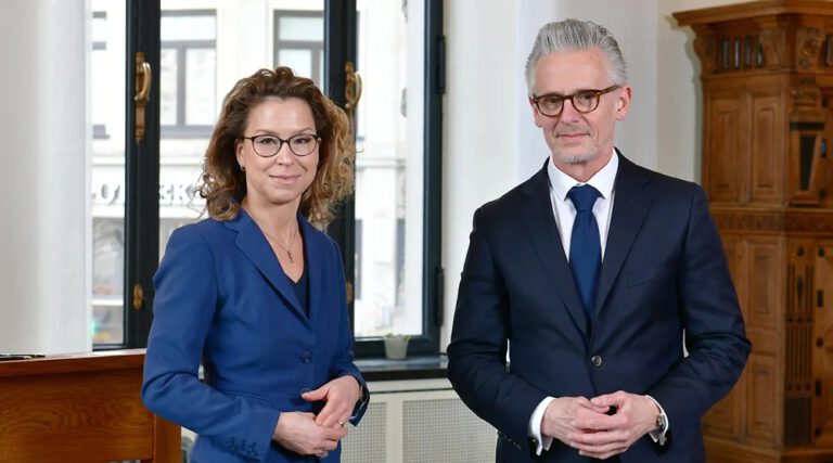 Hamburg Eyalet Meclisi Yönetiminde devir teslim: 13 yıllık dönem sona erdi