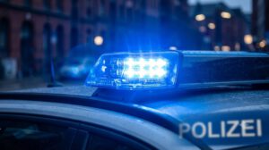 Hamburg-Schnelsen’de 2 yaşındaki çocuğa otomobil çarptı: Durumu ağır