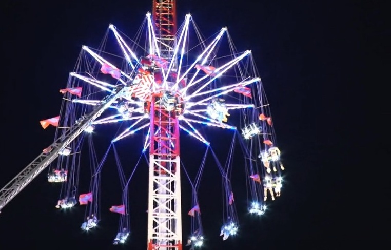 Hamburger Dom’da 23 kişi havada mahsur kaldı
