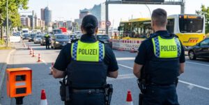 Hamburg’da trafik denetimi: 4 bin 28 hız ihlali!