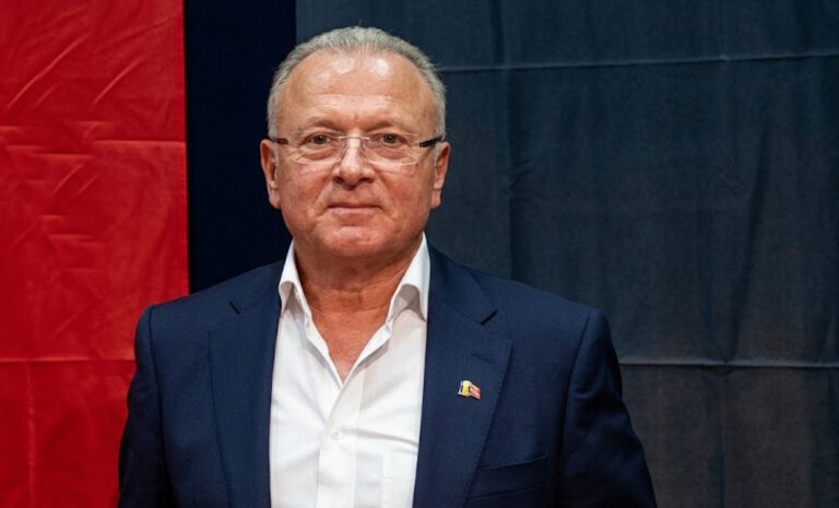 Hamburg’da Yeni Parti yapılanması başladı: Hulusi Işıtan başkan