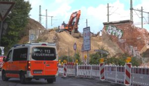 Hamburg-Bahrenfeld’de Savaş Bombası Alarmı Sona Erdi: 2.500 Kişi Tahliye Edildi