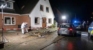Schleswig-Holstein’da Korkutan Patlama: Ev, Otomobil ve Komşu Bina Hasar Gördü